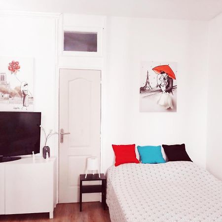Studio Situe Dans Un Quartier Calme Et Residentiel A Montrouge A Seulement 2 Minutes Du Metro Ngoại thất bức ảnh